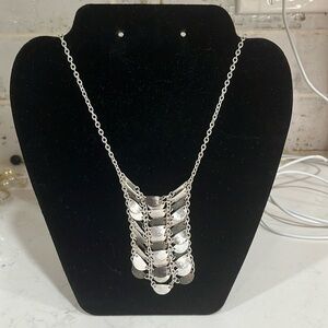 A Necklace that makes a Statement